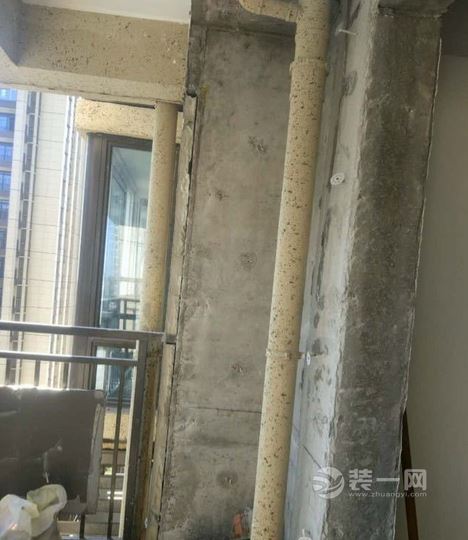 拆改施工现场